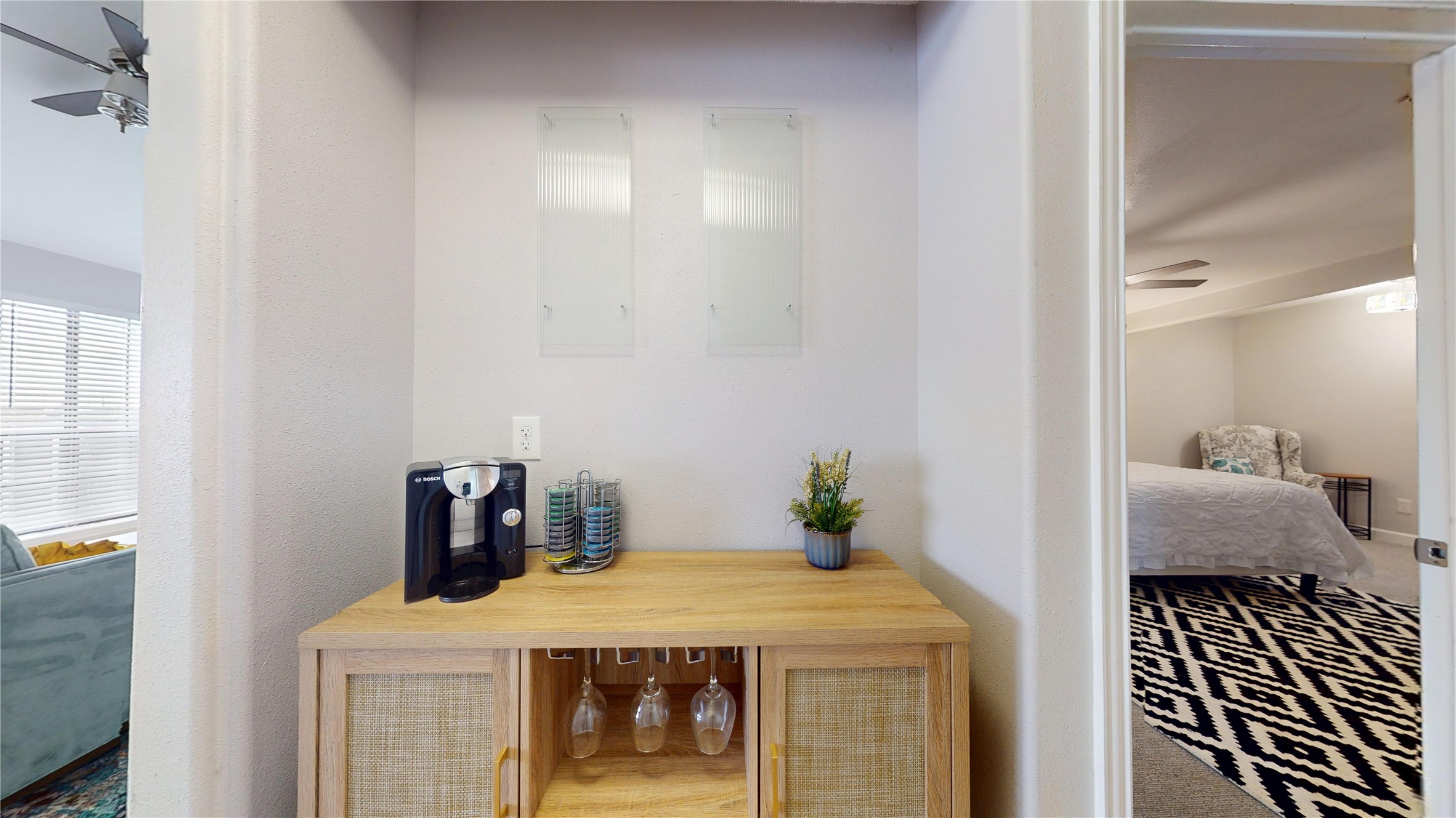 10429 Schaper Road Galveston, TX 77554 - Photo 12 of 31 Dry Bar/coffee station