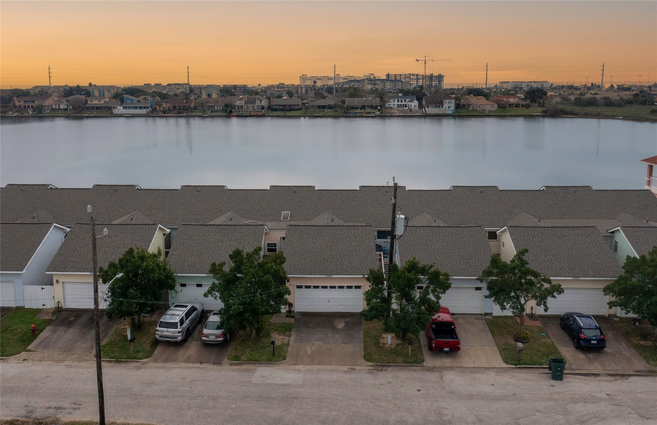 10429 Schaper Road Galveston, TX 77554 - Photo 25 of 31