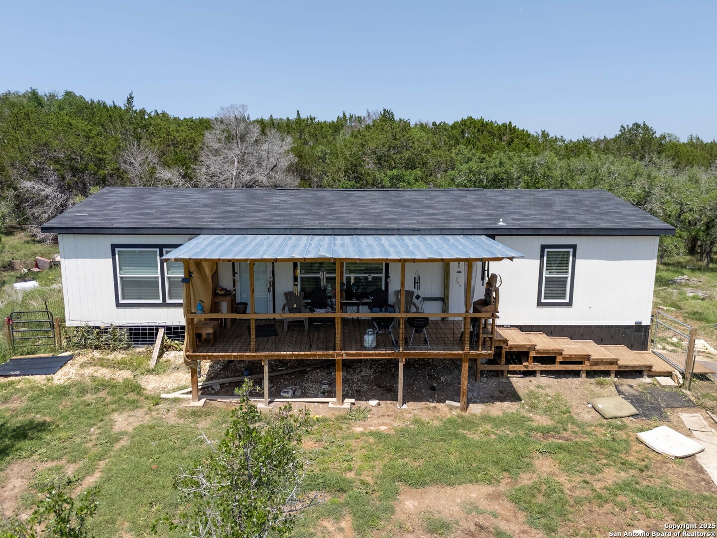 605 Seth Circle Bandera, TX 78003 - Photo 5 of 57