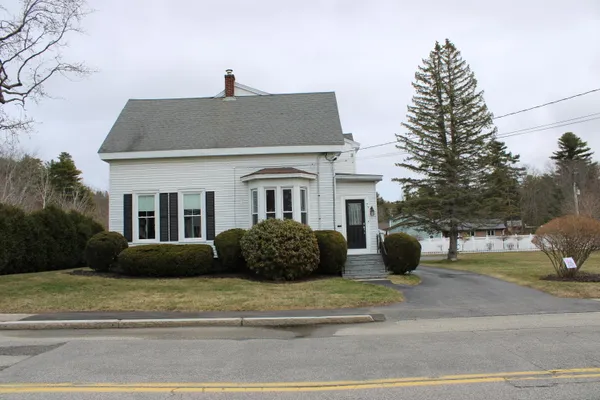 $839,900 | 77 Granite Street, Biddeford, ME 04005