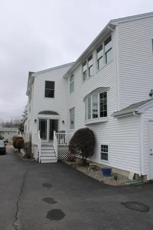 $839,900 | 77 Granite Street, Biddeford, ME 04005