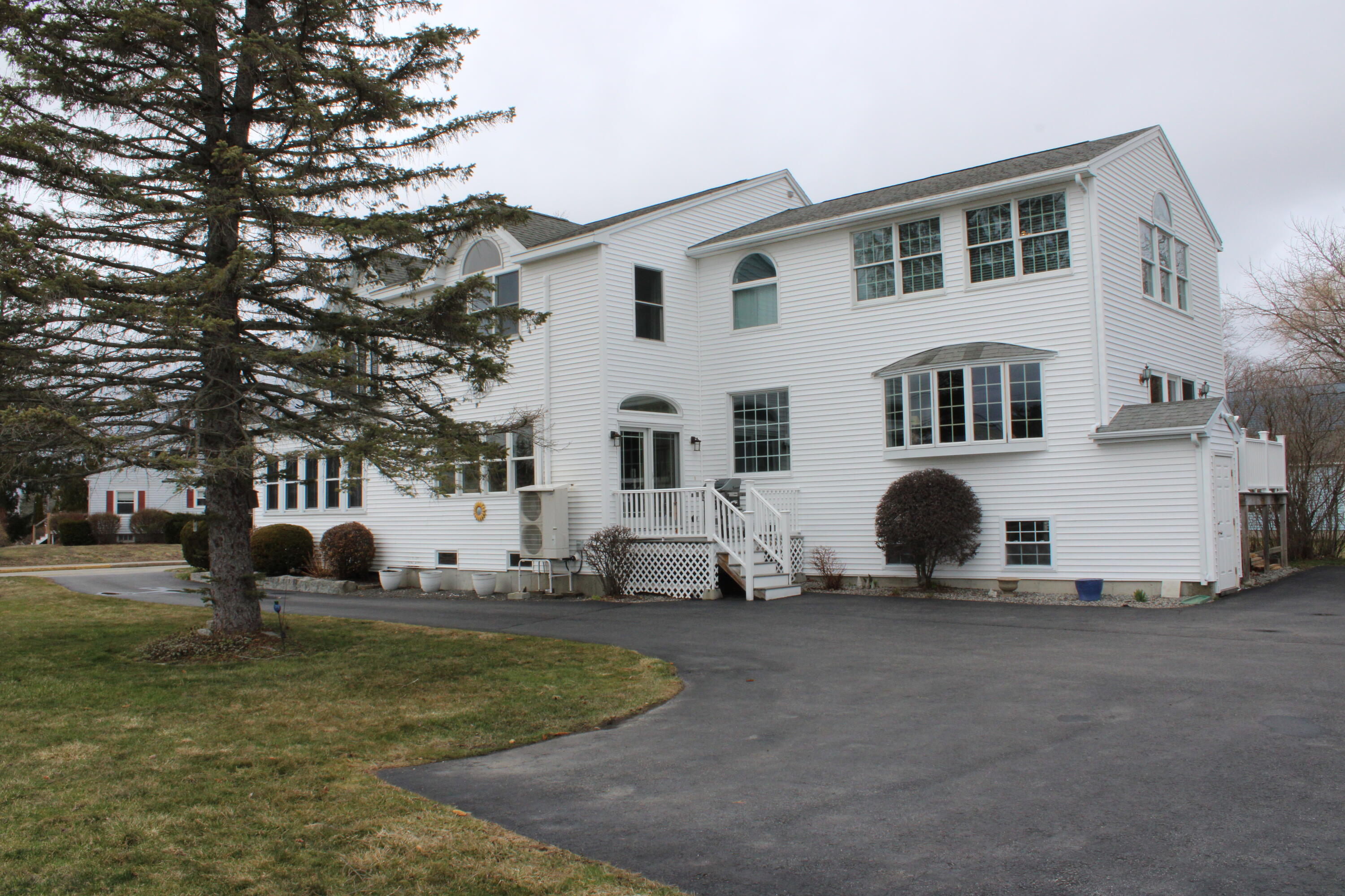 77 Granite Street Biddeford, ME 04005 - Photo 10 of 130 IMG_0124