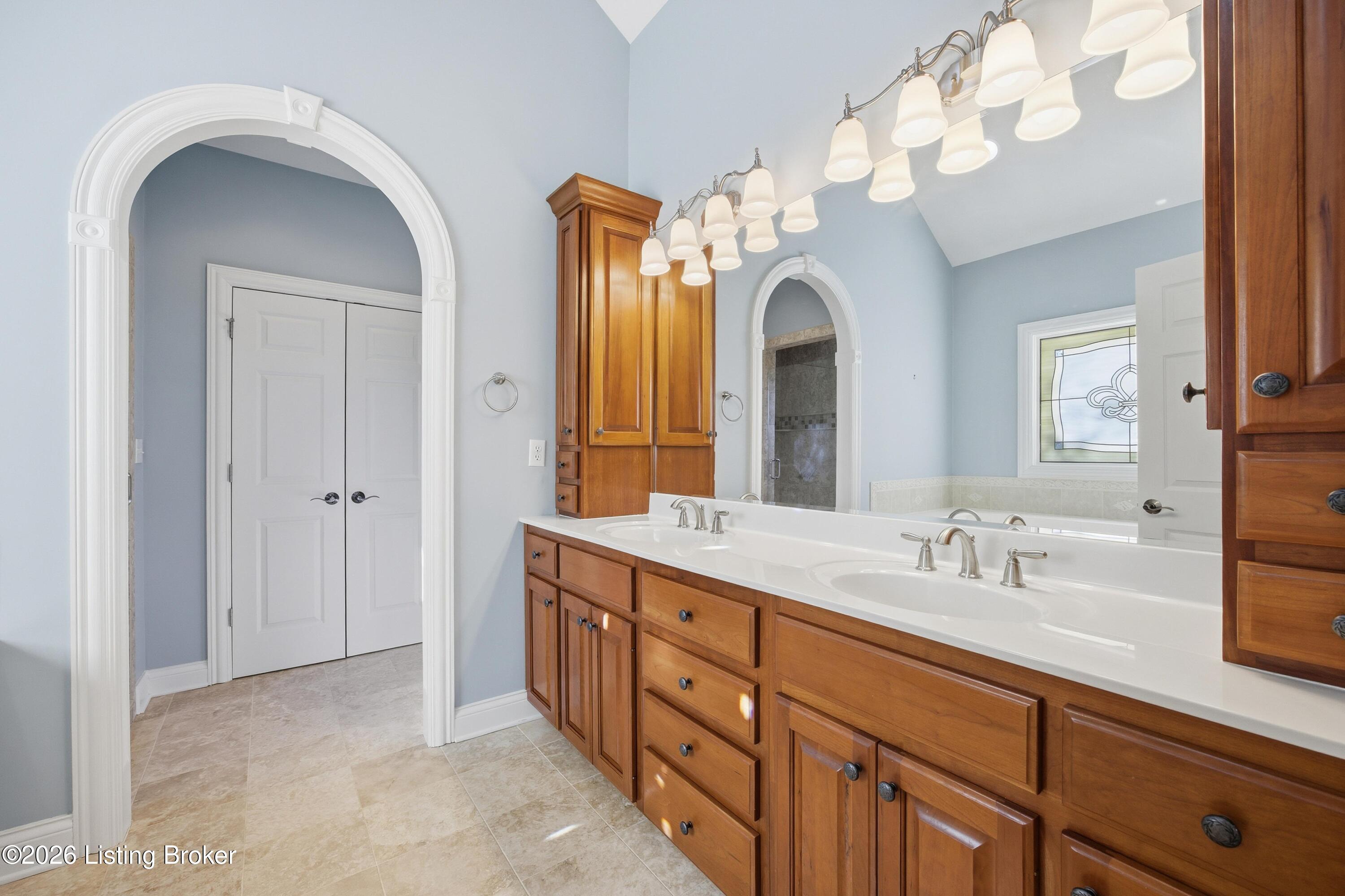2870 Cropper Road Shelbyville, KY 40065 - Photo 34 of 95 Primary Bathroom