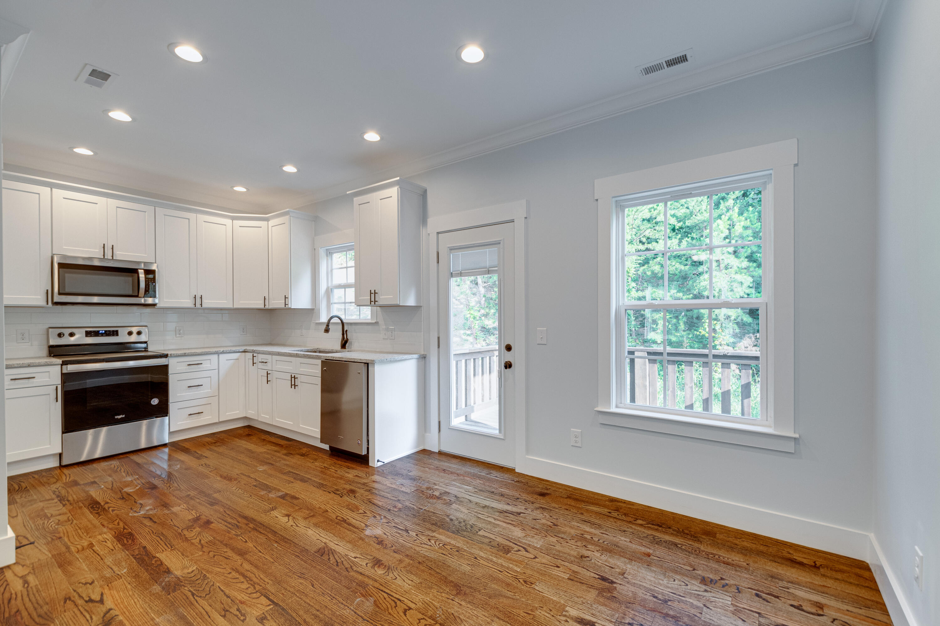 1095 Fernway Road Chattanooga, TN 37405 - Photo 22 of 27 1095 Fernway Rd-1