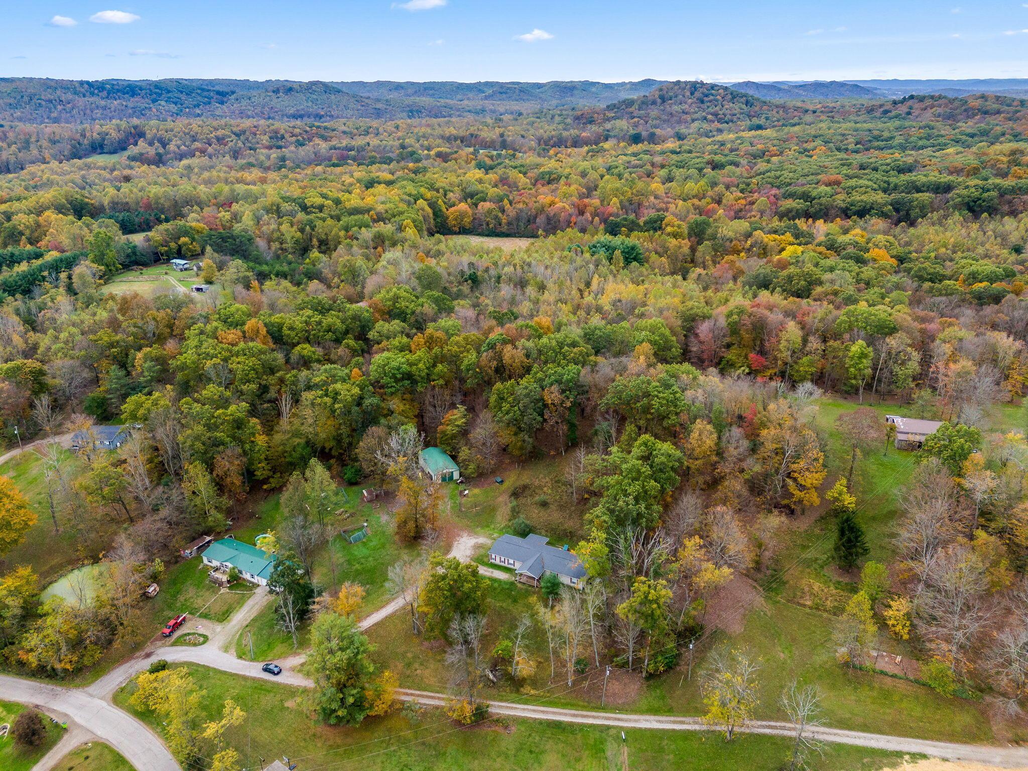 320 Hough Road Chillicothe, OH 45601 - Photo 37 of 37 31-web-or-mls-DJI_20251022104256_0013_D-