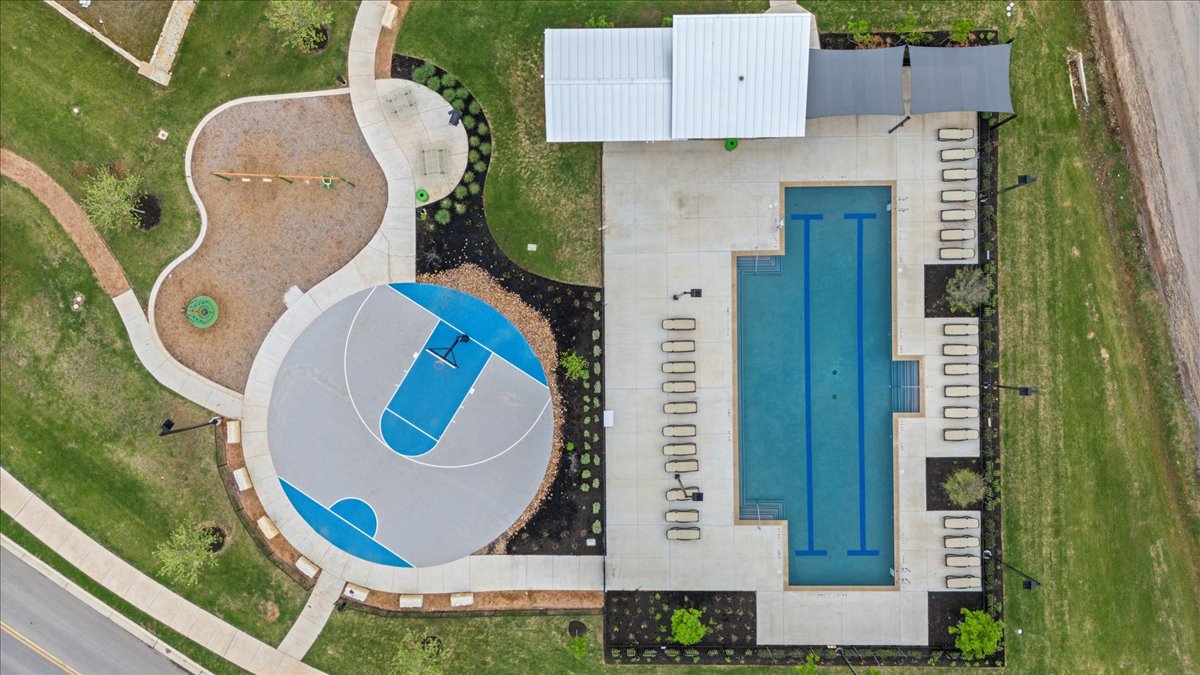 213 Munk Lane Leander, TX 78641 - Photo 37 of 40 an aerial view of a house with swimming pool and outdoor space