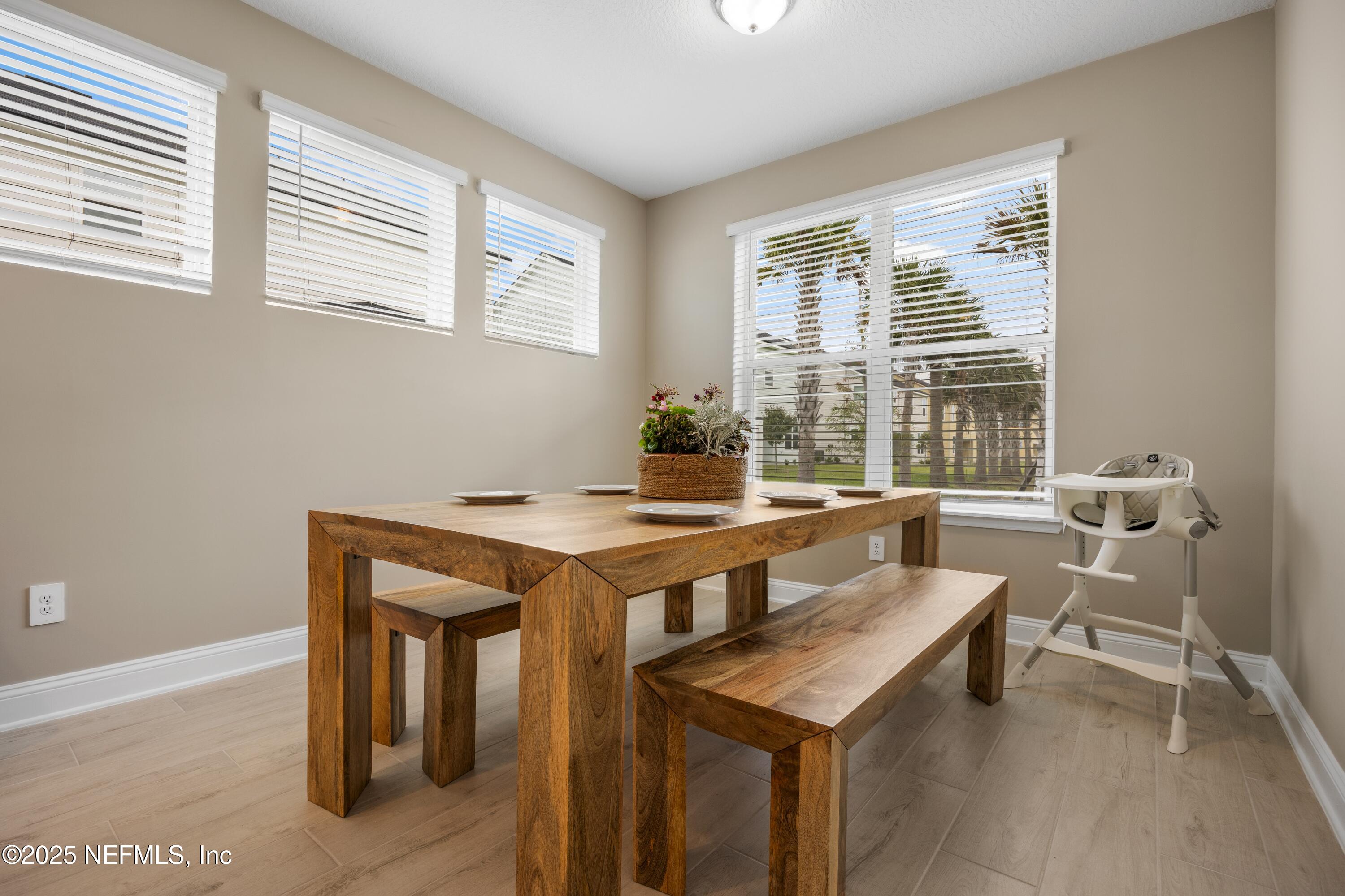 205 Seaside Vista Court St. Augustine, FL 32084 - Photo 10 of 35 Dining with Places