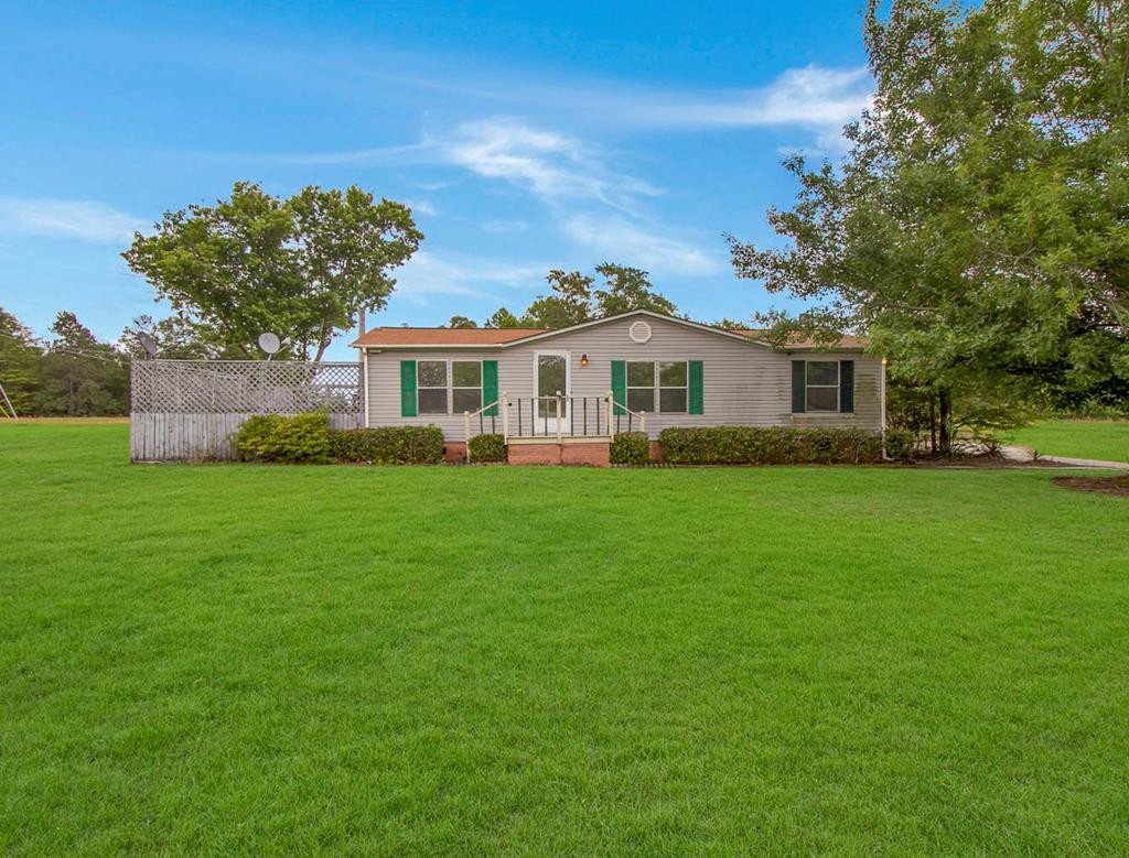 2639 Edgefield Road Trenton, SC 29847 - Photo 1 of 34 Main View