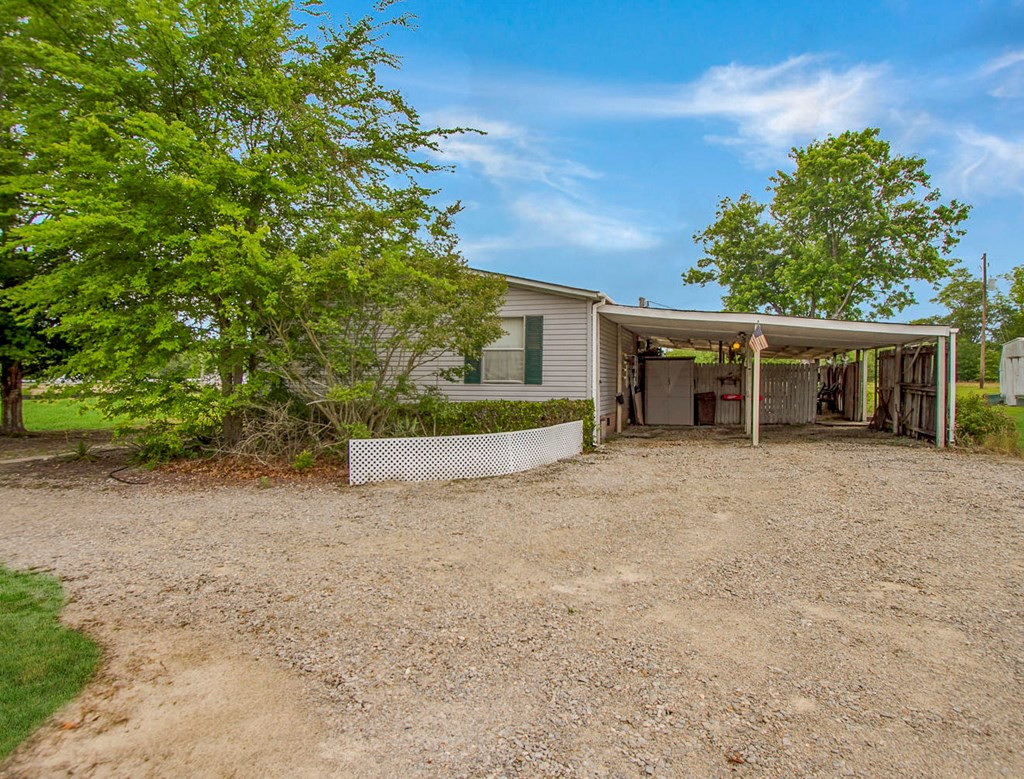 2639 Edgefield Road Trenton, SC 29847 - Photo 4 of 34 Gallery Image 4