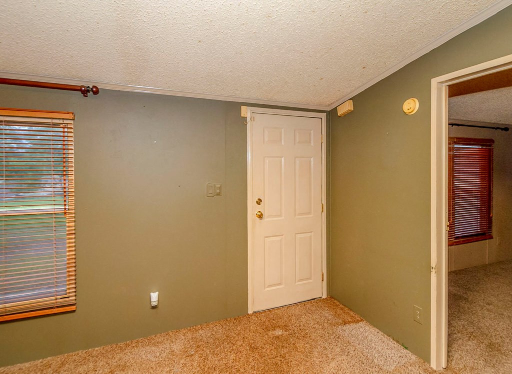 2639 Edgefield Road Trenton, SC 29847 - Photo 6 of 34 Gallery Image 6