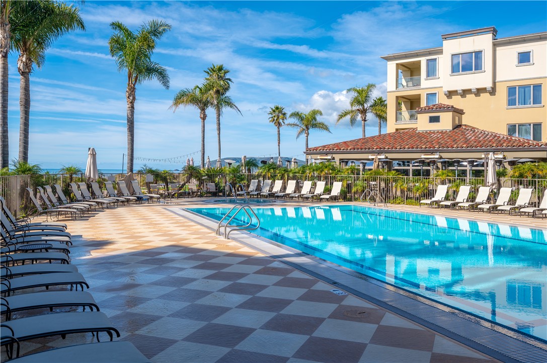 2727 Shell Beach Road, Unit 219 Pismo Beach, CA 93449 - Photo 23 of 35 a view of a yard with an outdoor seating