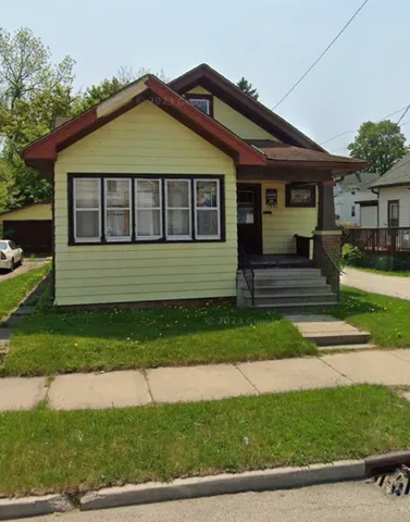$112,500 | 1931 Harriet Street, Racine, WI 53404
