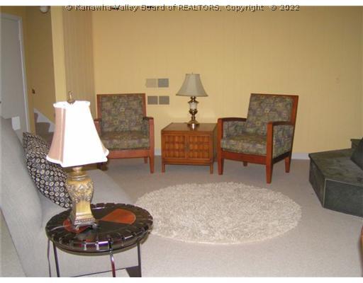 827 Chappell Road Charleston, WV 25304 - Photo 3 of 8 Den/Family/Great Room.