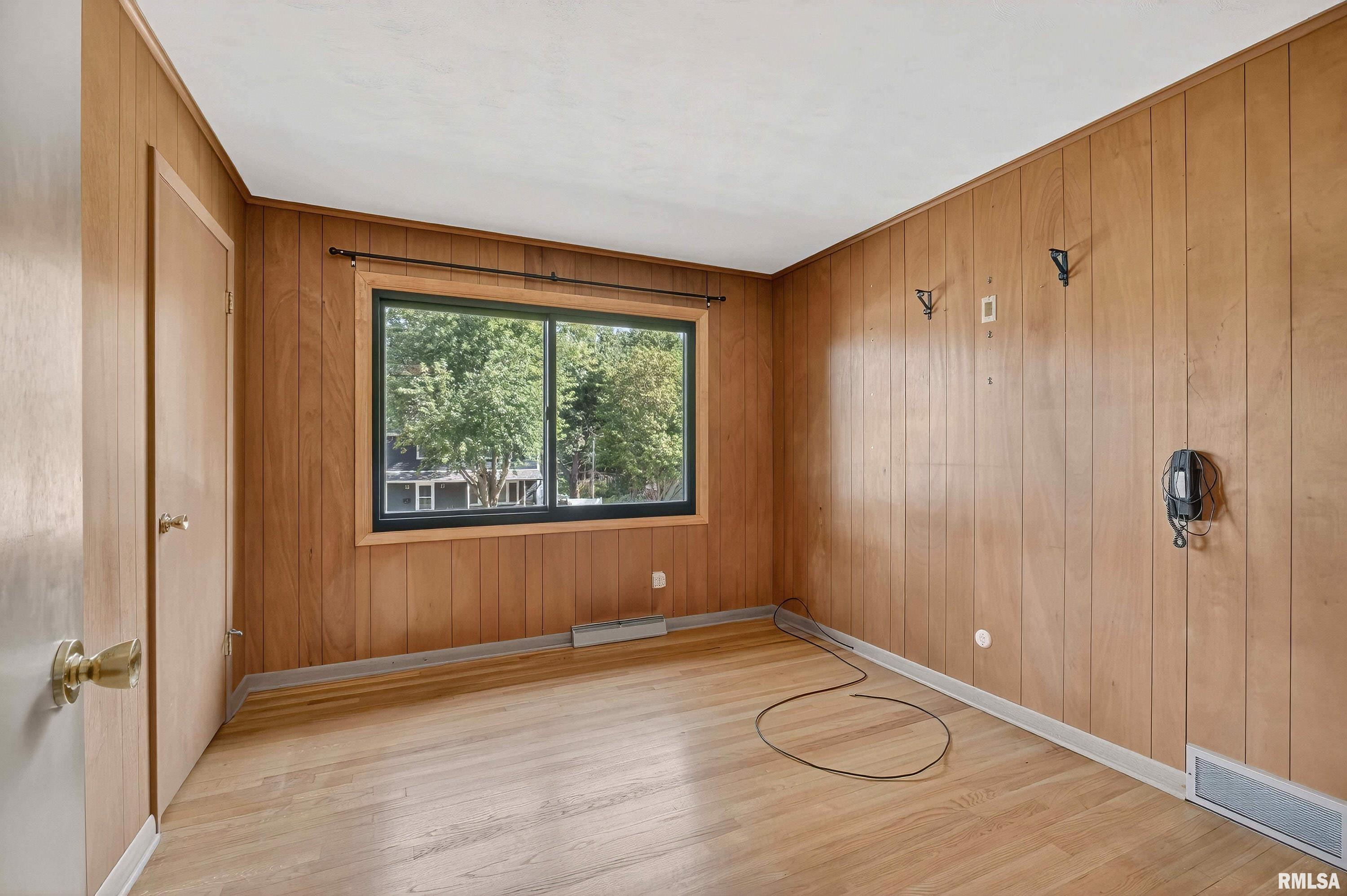 2882 Fairhaven Road Davenport, IA 52803 - Photo 21 of 39 Gallery Image 21
