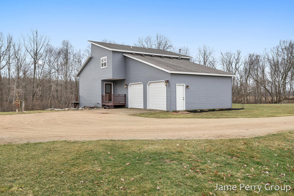 8461 Brown Road Fenwick, MI 48834 - Photo 1 of 51 IMG_1001