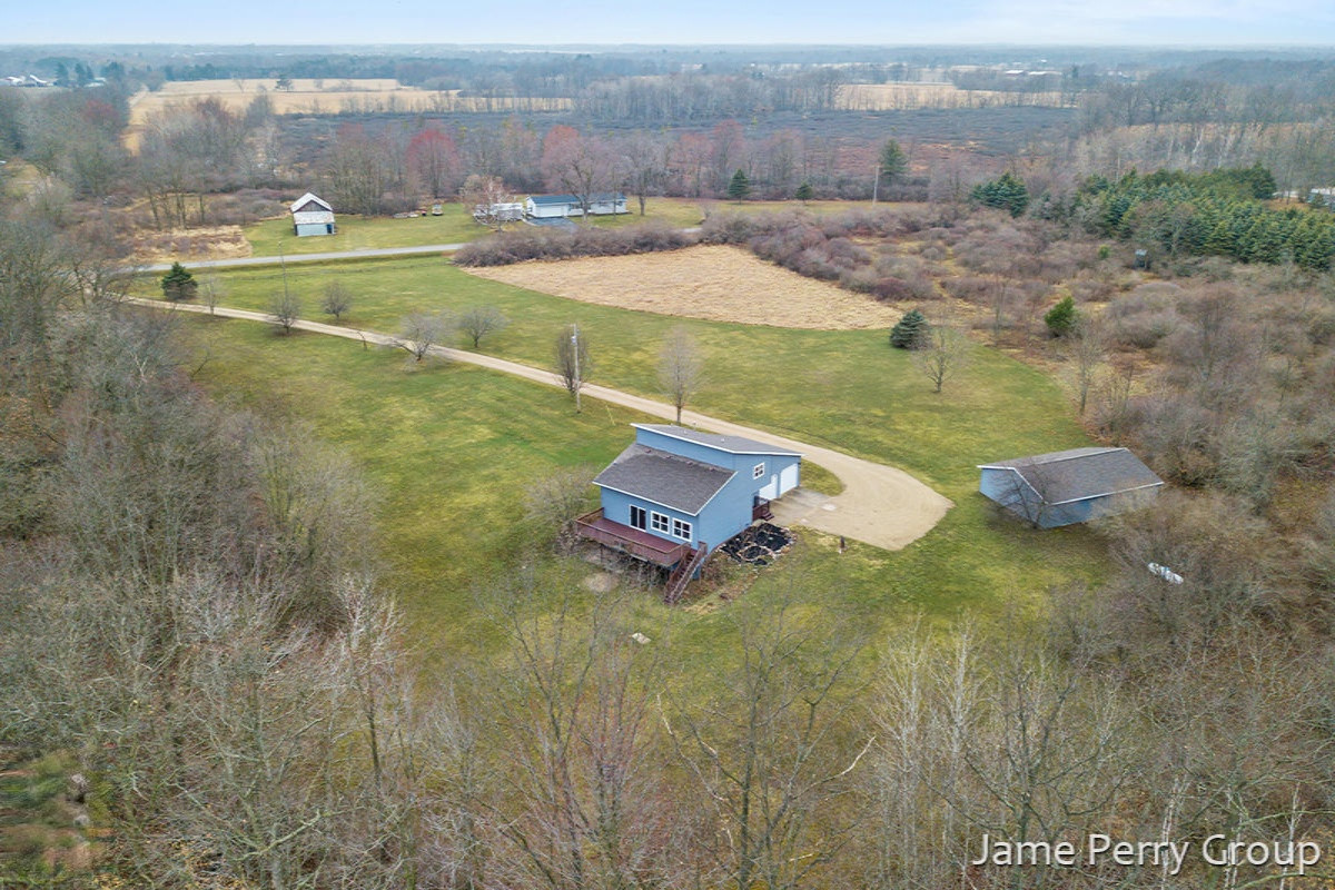 8461 Brown Road Fenwick, MI 48834 - Photo 42 of 51 IMG_1039
