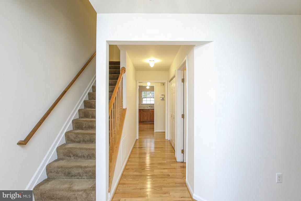 1213 Shesley Road Edgewater, MD 21037 - Photo 5 of 30 Interior (General)