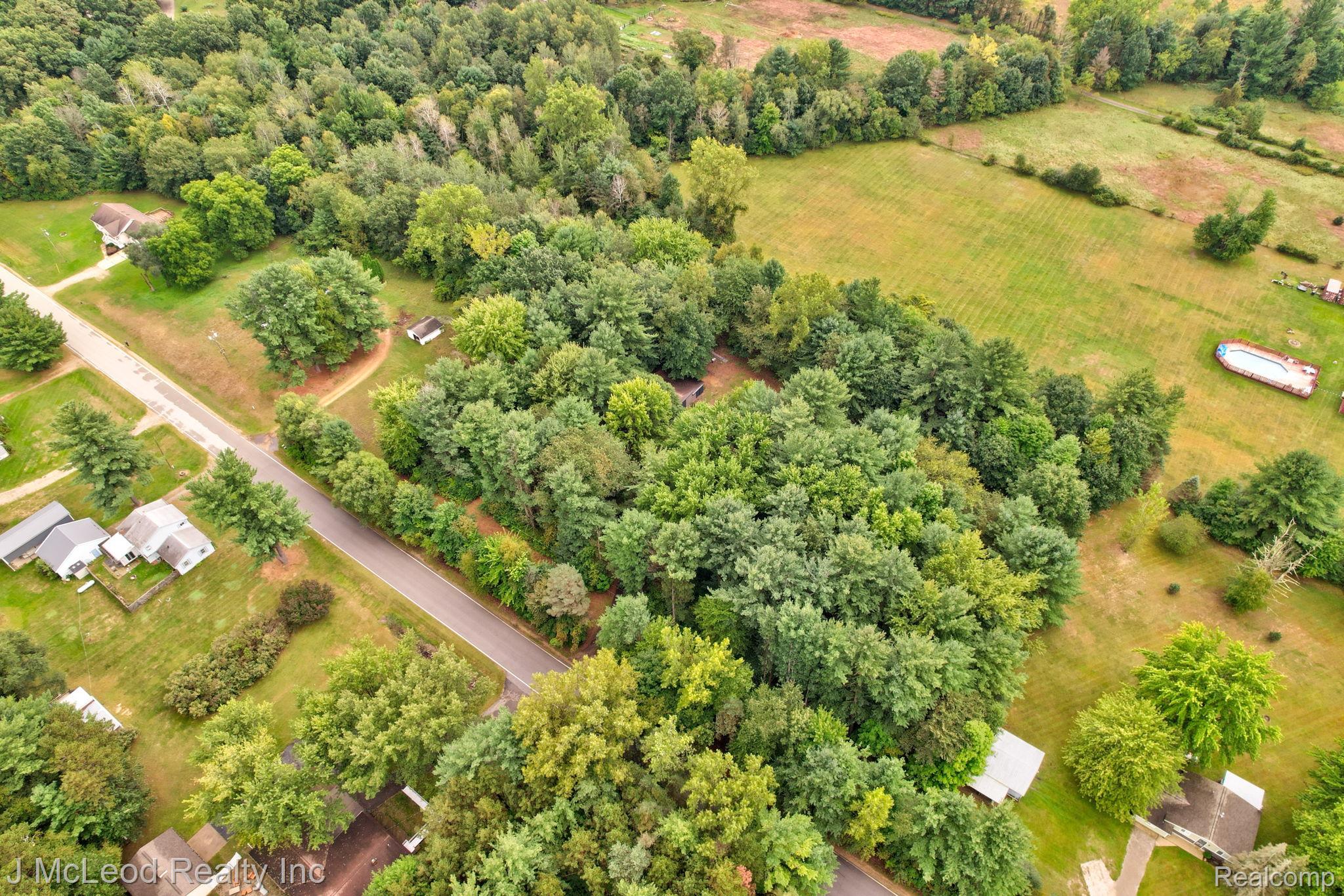 5929 Murphy Lake Road Millington, MI 48746 - Photo 36 of 36 36-web-or-mls-5929 Murphy Lake Rd Millington-36.jpg