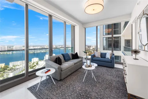 $6,150,000 | 17901 Collins Avenue, Unit 3406, Sunny Isles Beach, FL 33160