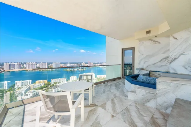 $6,150,000 | 17901 Collins Avenue, Unit 3406, Sunny Isles Beach, FL 33160