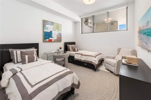 $6,150,000 | 17901 Collins Avenue, Unit 3406, Sunny Isles Beach, FL 33160