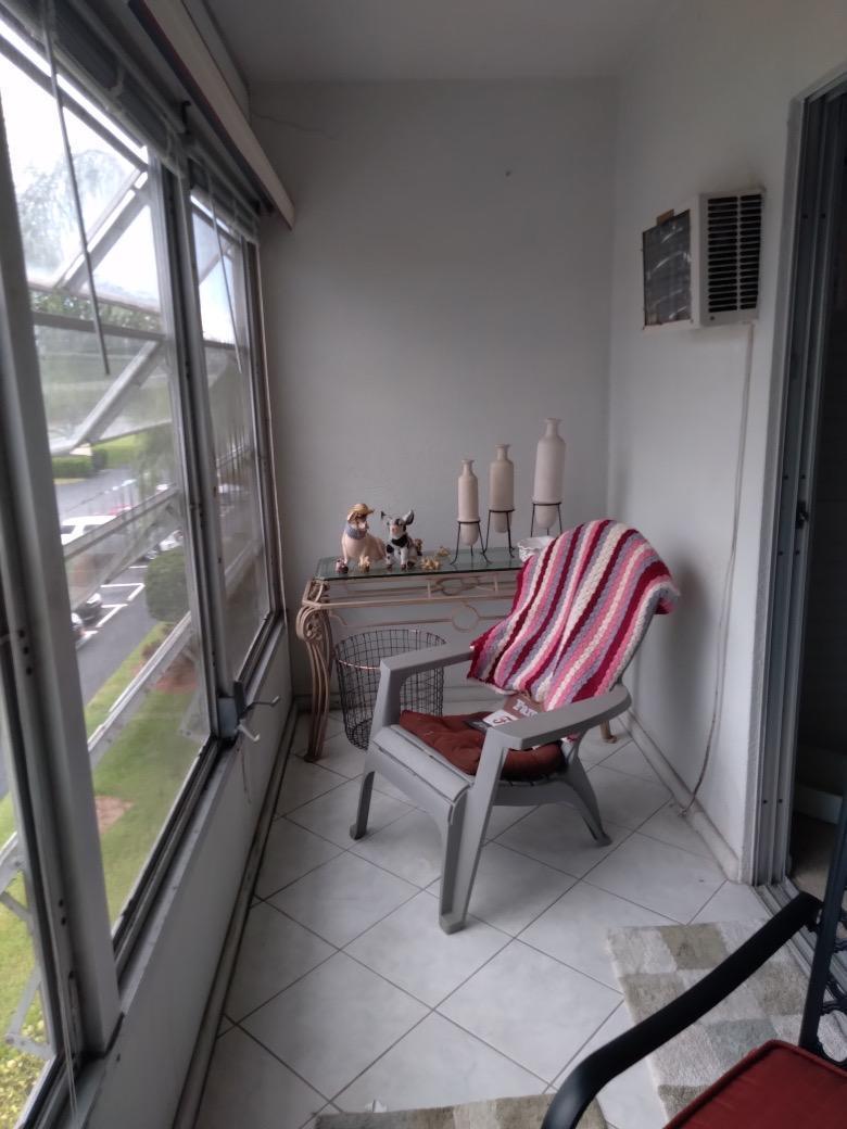 77 Preston F Boca Raton, FL 33434 - Photo 15 of 17 ENCLOSED PATIO