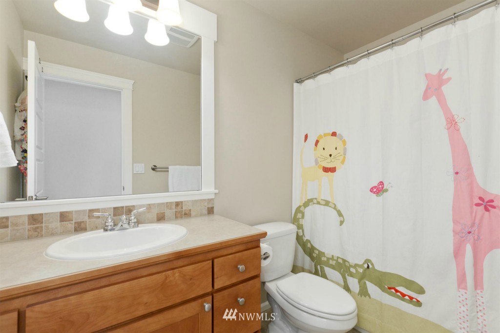17017 16th Drive Southeast Bothell, WA 98012 - Photo 17 of 19 Gallery Image 17