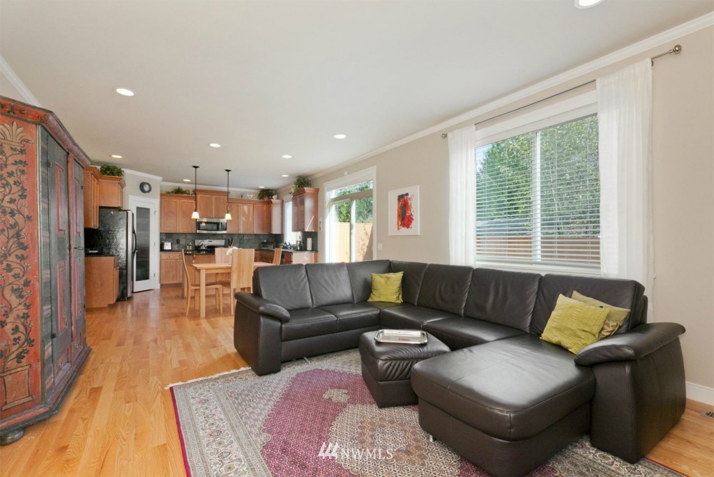 17017 16th Drive Southeast Bothell, WA 98012 - Photo 9 of 19 Gallery Image 9
