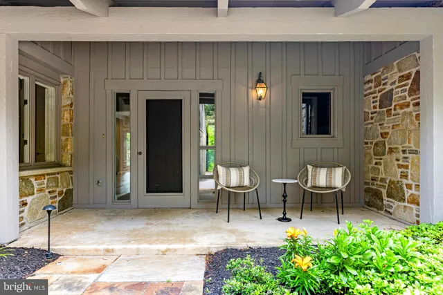 $1,495,000 | 5 Tall Tree Court, Baltimore, MD 21208