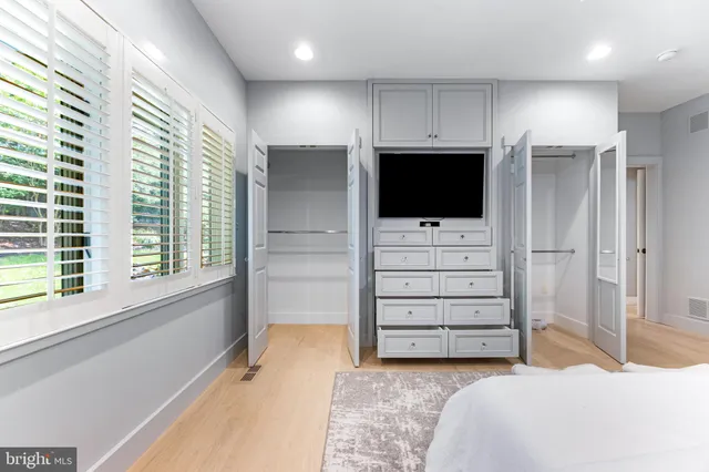 $1,495,000 | 5 Tall Tree Court, Baltimore, MD 21208