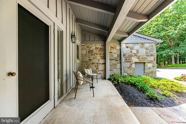 $1,495,000 | 5 Tall Tree Court, Baltimore, MD 21208