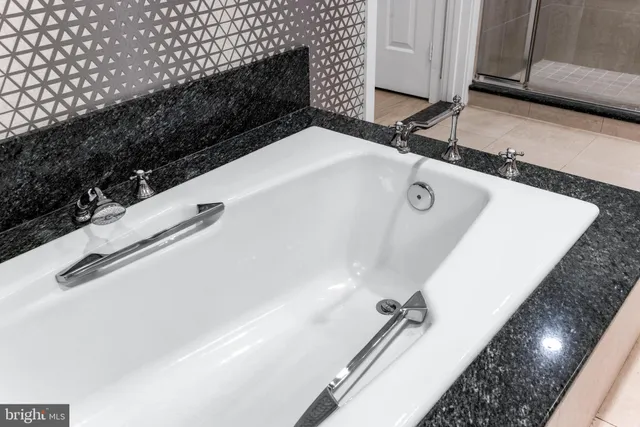 $1,495,000 | 5 Tall Tree Court, Baltimore, MD 21208