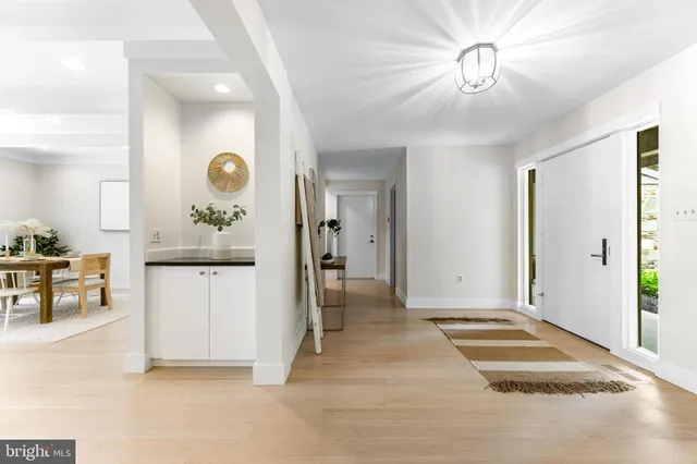 $1,495,000 | 5 Tall Tree Court, Baltimore, MD 21208