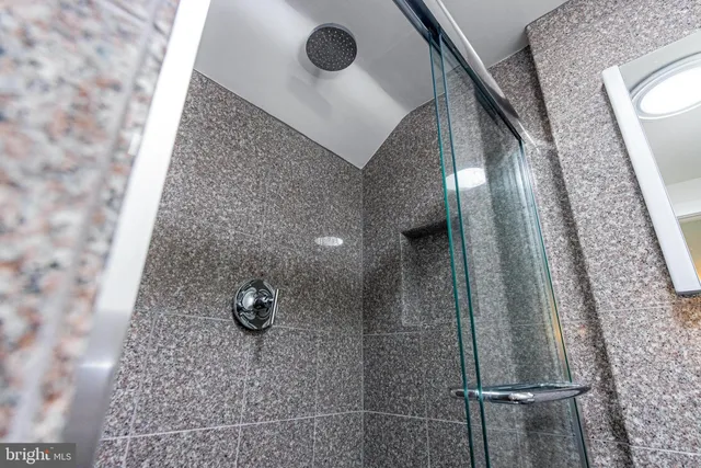 $1,495,000 | 5 Tall Tree Court, Baltimore, MD 21208