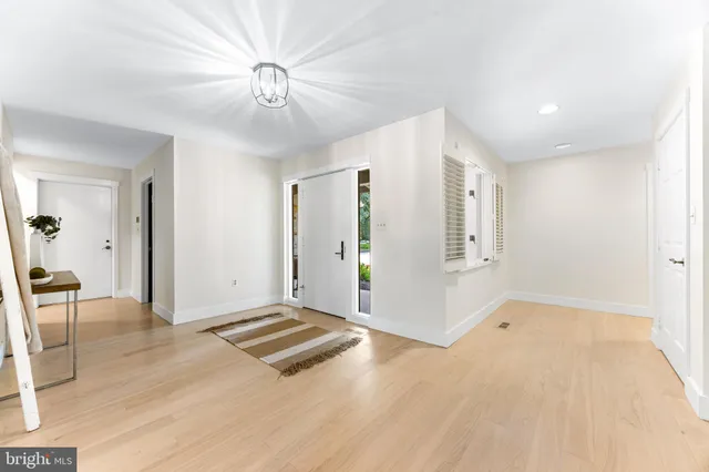 $1,495,000 | 5 Tall Tree Court, Baltimore, MD 21208