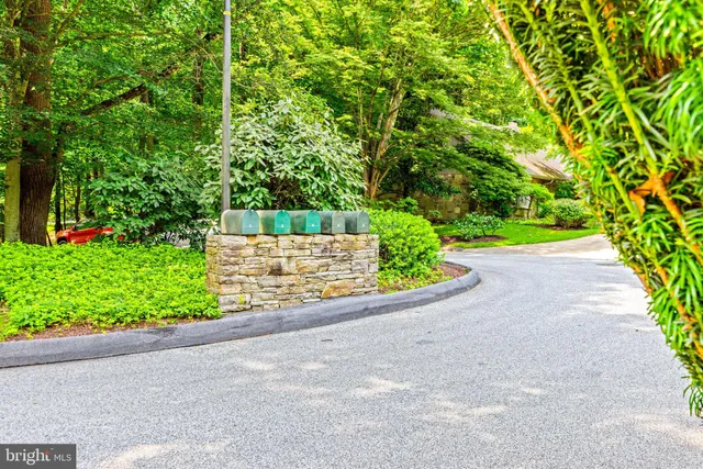 $1,495,000 | 5 Tall Tree Court, Baltimore, MD 21208