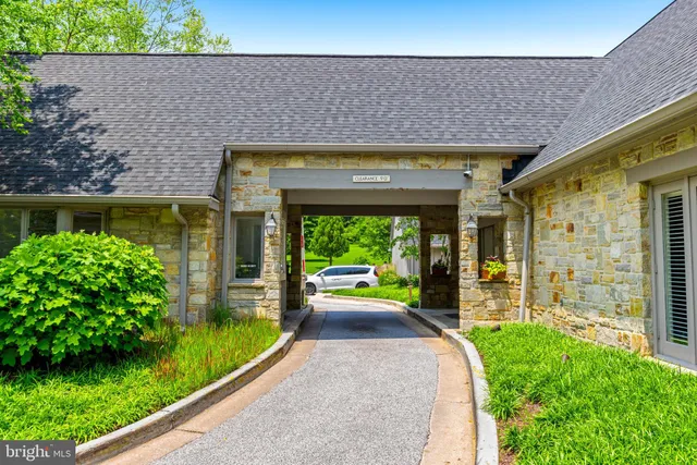 $1,495,000 | 5 Tall Tree Court, Baltimore, MD 21208