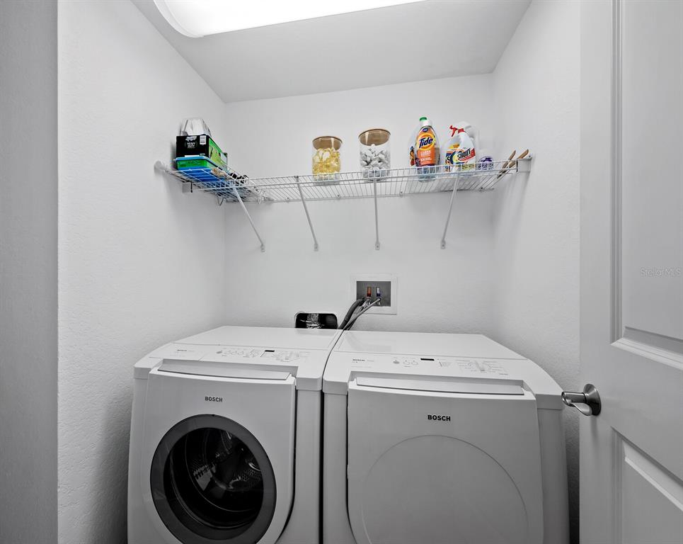 650 Golden Gate Point, Unit 401 Sarasota, FL 34236 - Photo 27 of 50