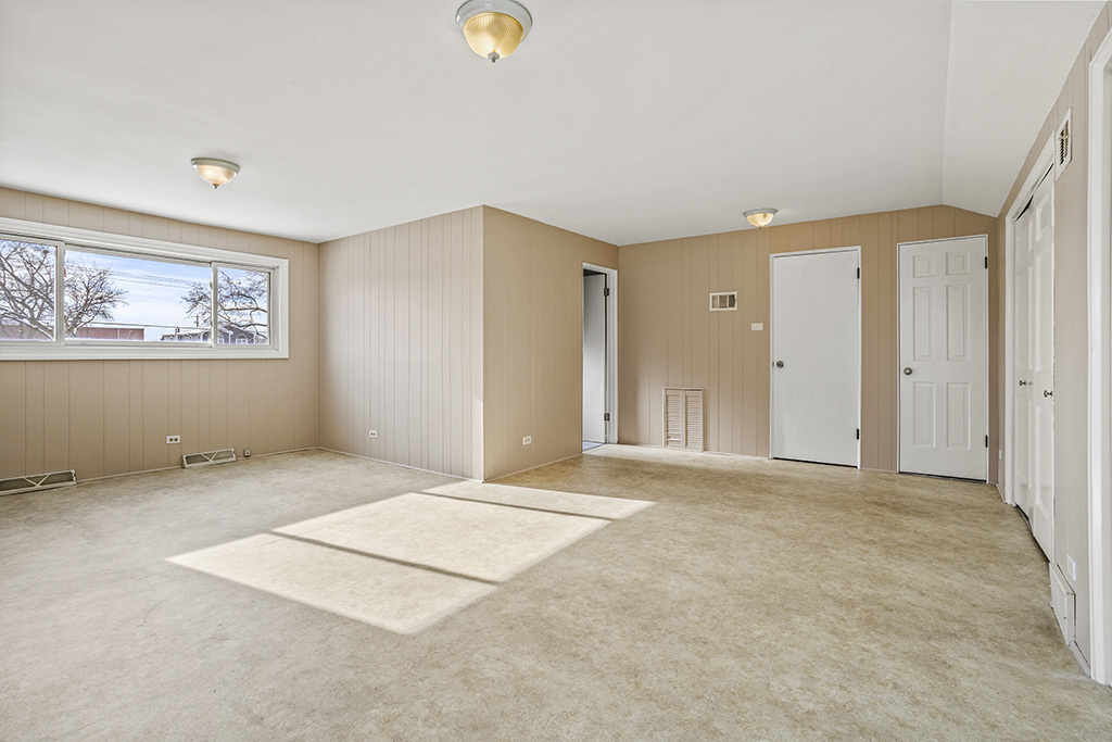 5001 Harnew Road South Oak Lawn, IL 60453 - Photo 21 of 37