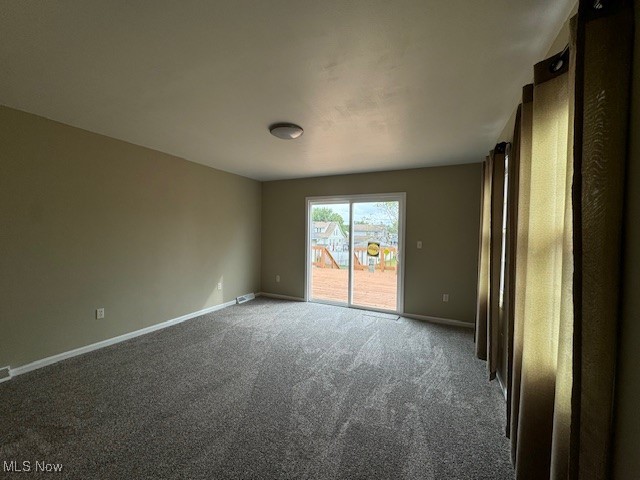520 8th Street Struthers, OH 44471 - Photo 11 of 22 View of carpeted empty room