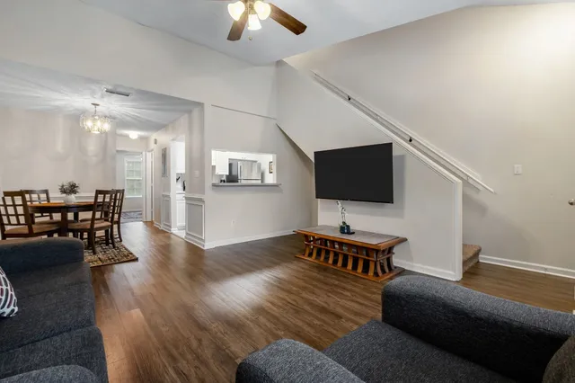 $2,000 | 119 Belmont Road, Tallahassee, FL 32301