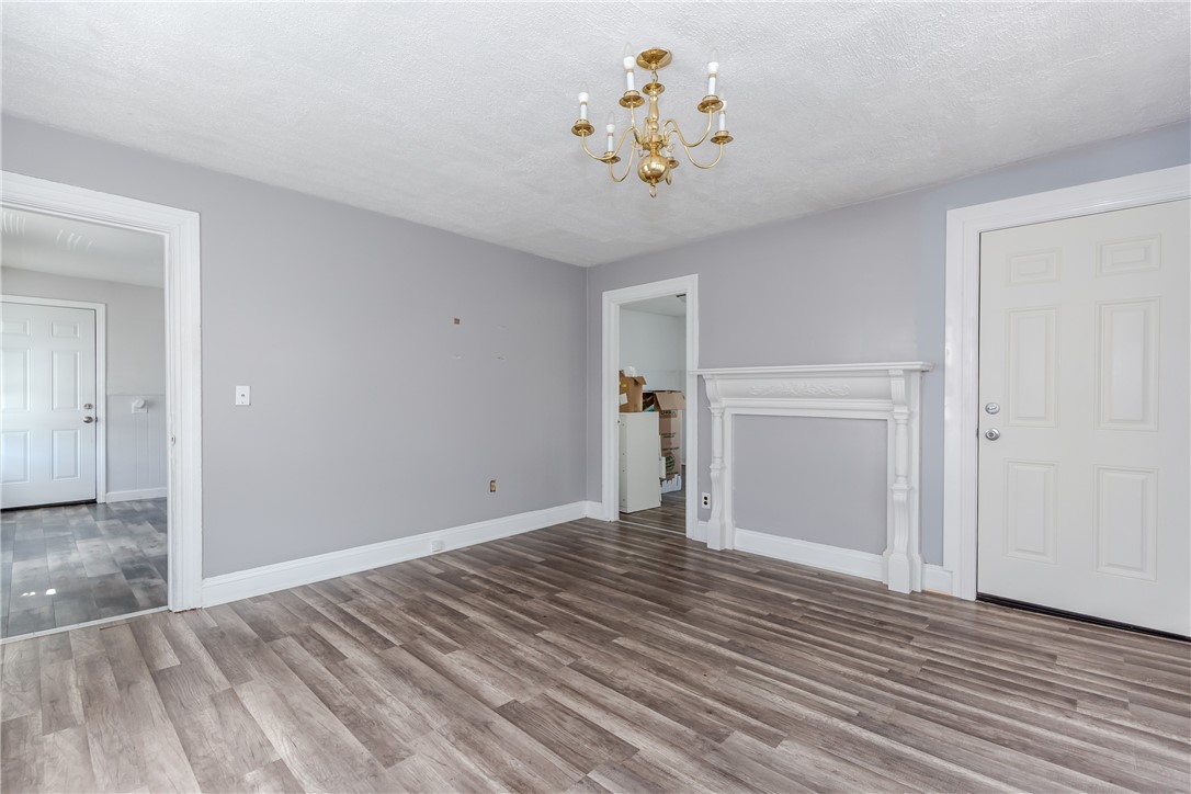 150 North Bend Street Pawtucket, RI 02860 - Photo 14 of 17 Living room