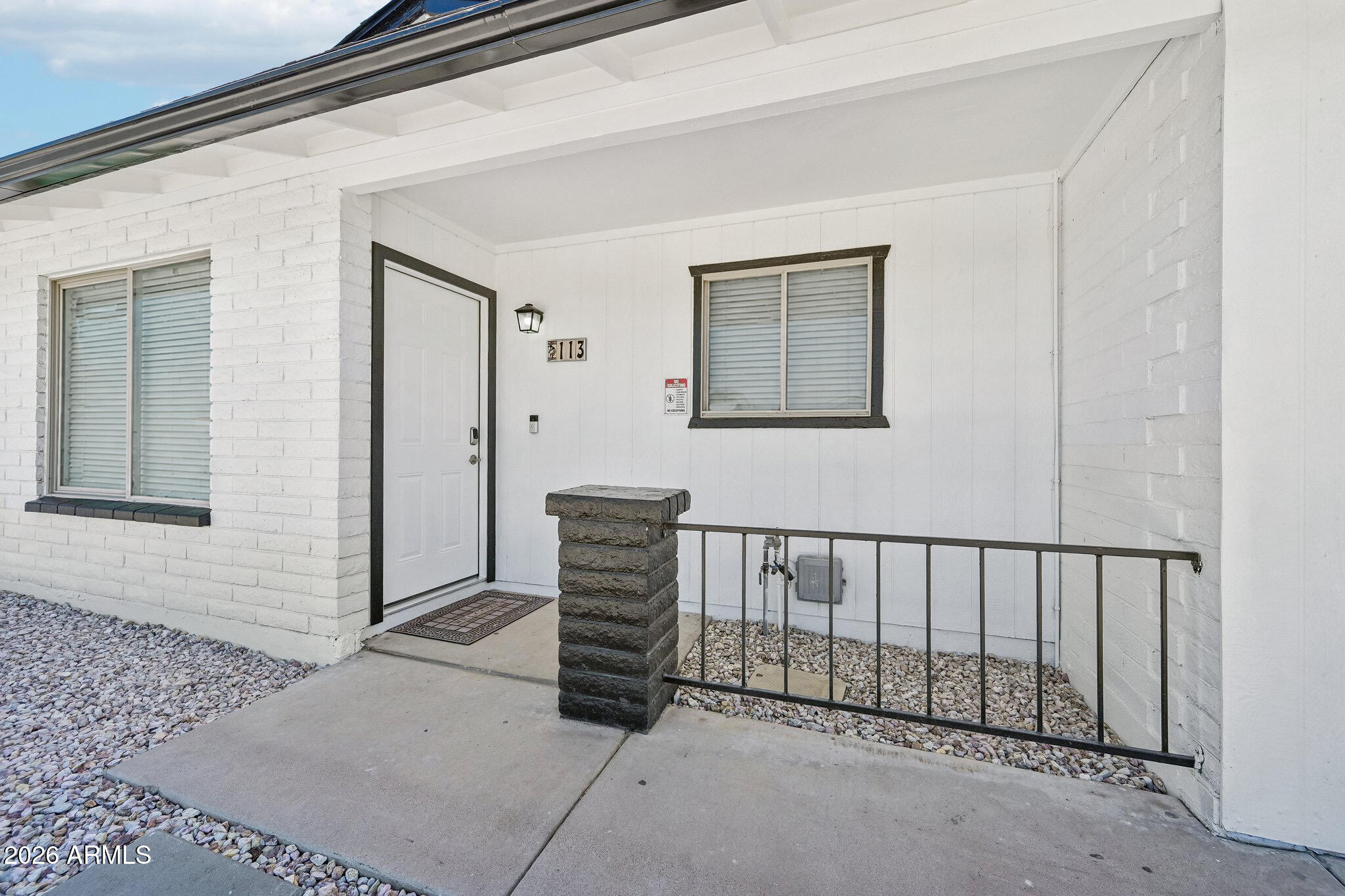 113 North Ridge Circle Mesa, AZ 85203 - Photo 3 of 35