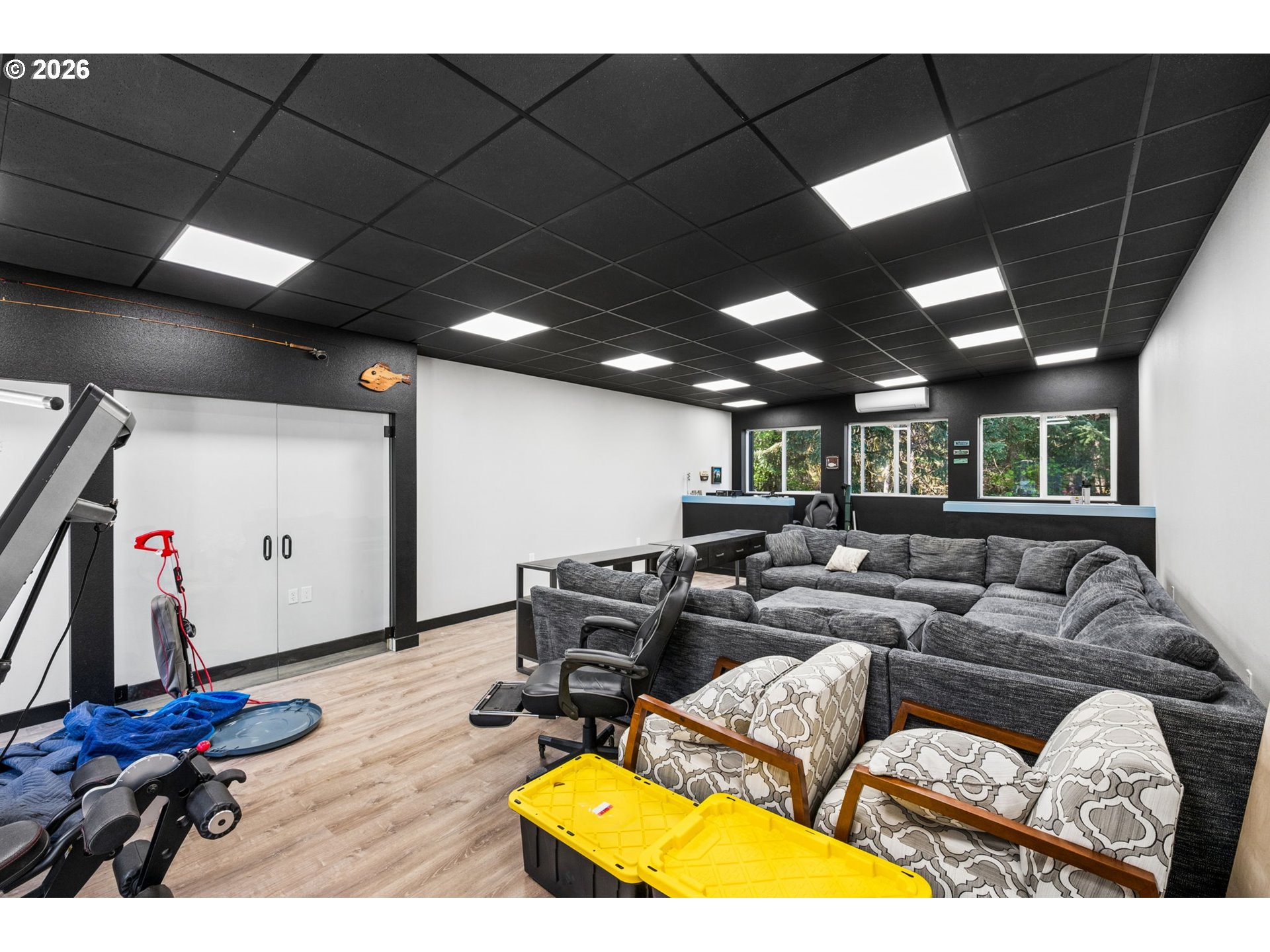 18600 Northwest Meadowlake Road Yamhill, OR 97148 - Photo 36 of 47 a media room with lots of chairs and a projector