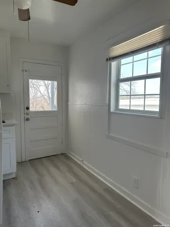 $800 | 417 Eleanor Avenue, Unit 4, San Antonio, TX 78209