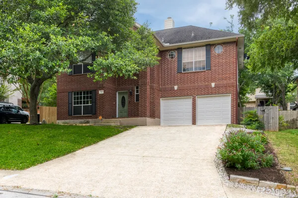$409,900 | 946 Riverstone Drive, San Antonio, TX 78258