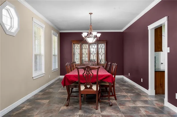 $1,800,000 | 6400 Koppe Bridge Road, College Station, TX 77845