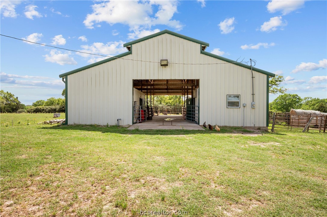 6400 Koppe Bridge Road College Station, TX 77845 - Photo 36 of 47 View of barn.