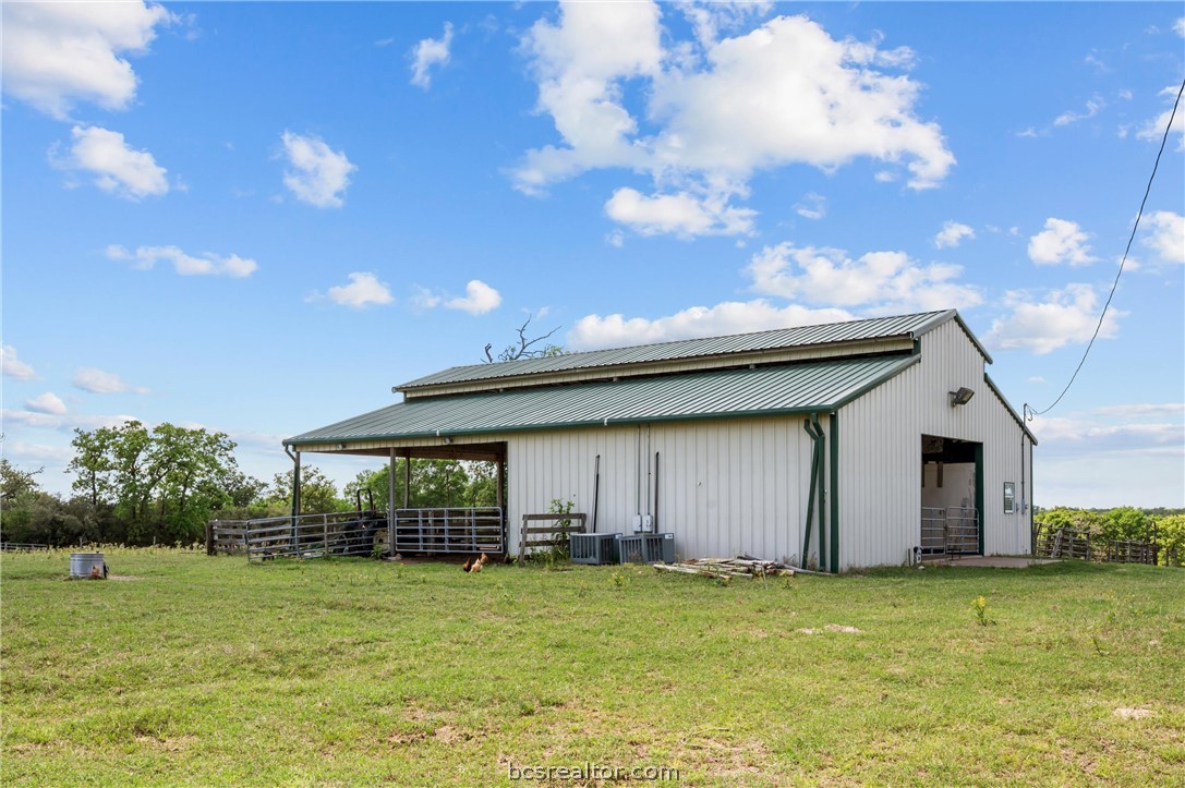 6400 Koppe Bridge Road College Station, TX 77845 - Photo 38 of 47 View of barn.
