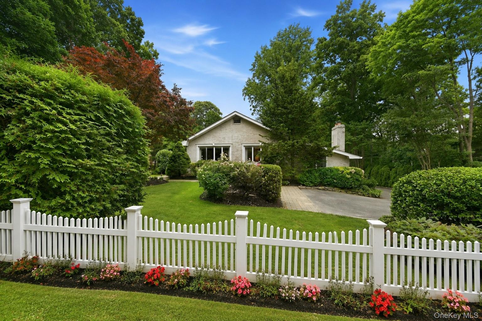 39 East Neck Road Huntington, NY 11743 - Photo 1 of 32 Welcome to 39 East Neck Road